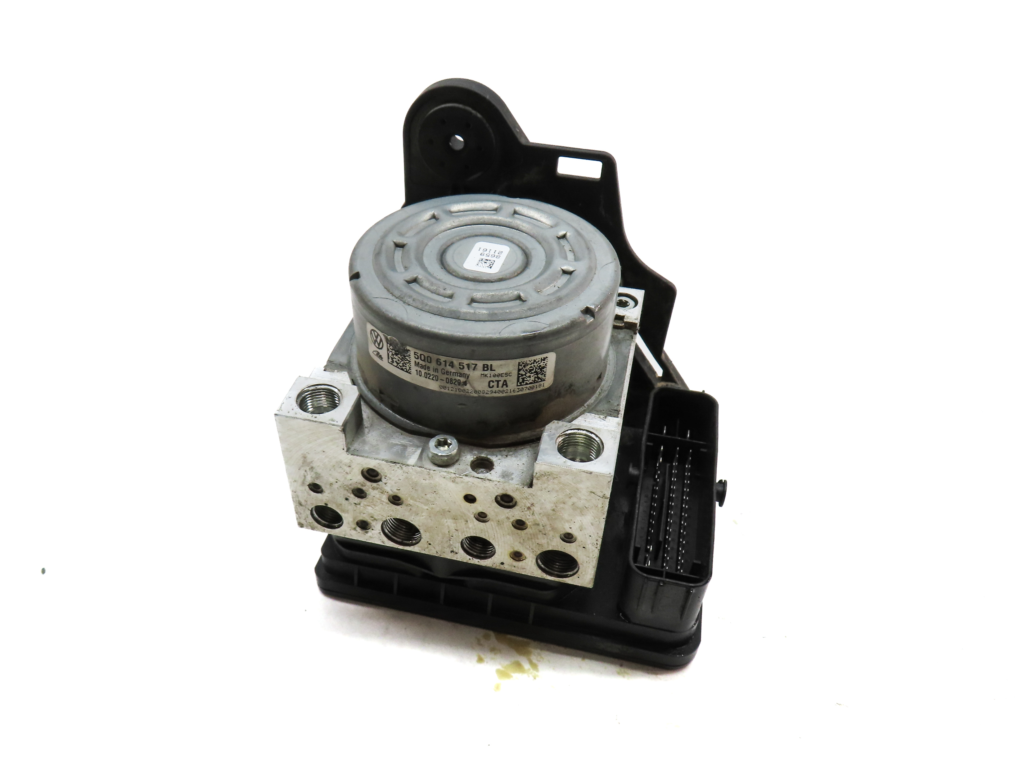 2016-2018 AUDI A3 E-TRON (8VF) ABS ANTI LOCK BRAKE PUMP w/ MODULE — exact item pictured